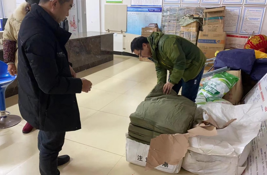 八大公山镇：以“动”制冻，积极应对低温雨雪天气