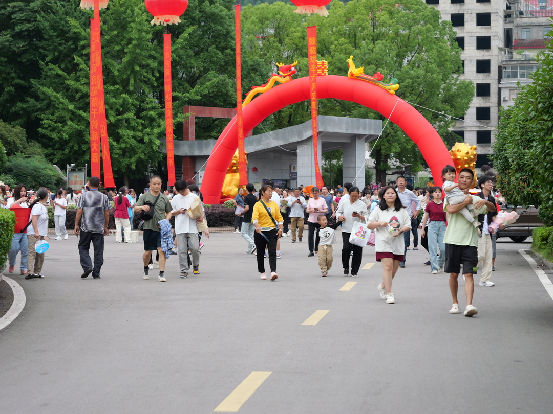 2024年高考圆满落幕！祝你们乘风破浪、得偿所愿！