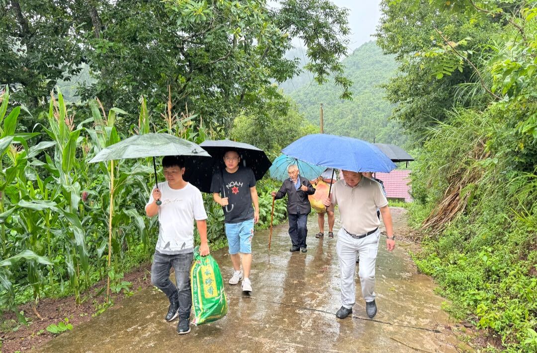 廖家村镇：一场及时有温度的人员转移