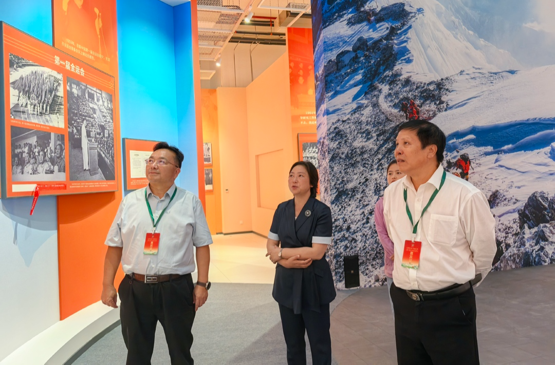 喜迎旅发会丨与会嘉宾观摩考察桑植重点文旅项目