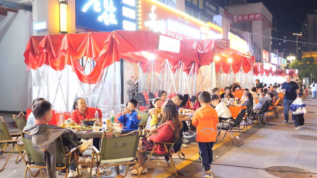 国庆节假期桑植“夜经济”活力四射