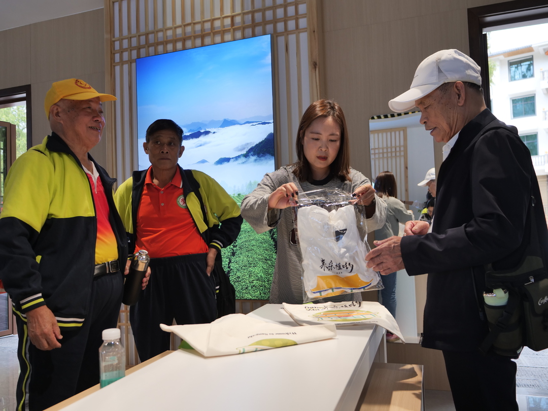 “来桑植哟”旅游文创产品受热捧
