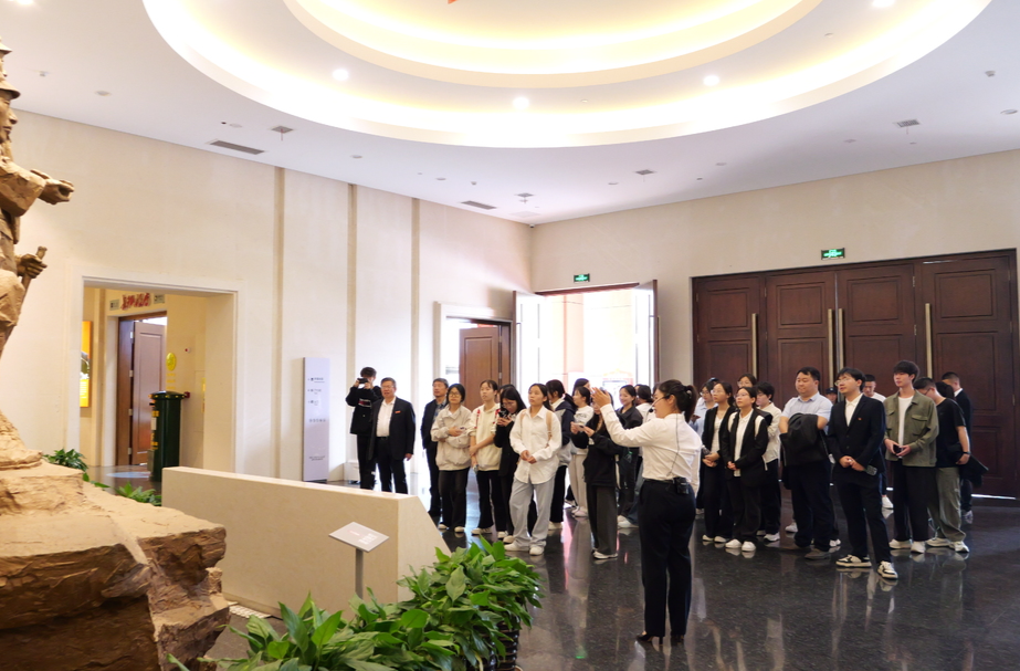 张家界学院与中国工农红军第二方面军长征出发地纪念馆共建思想政治教育实践教学基地