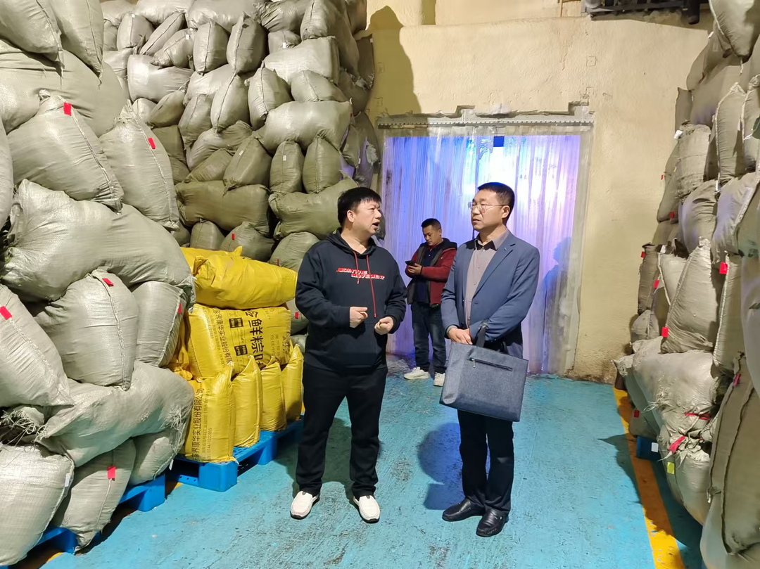 县委社会工作部深入非公企业开展党建工作调研