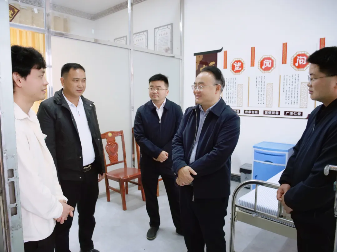 梁高武到陈家河镇调研