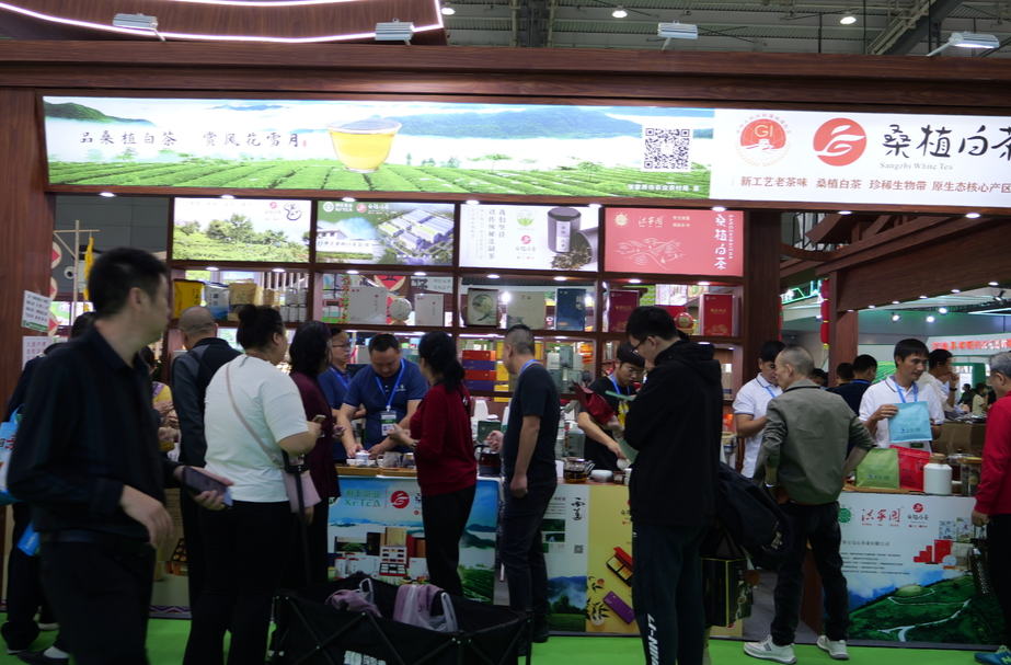 中部农博会桑植农产品销售总额达35.7万！两款产品获金奖！