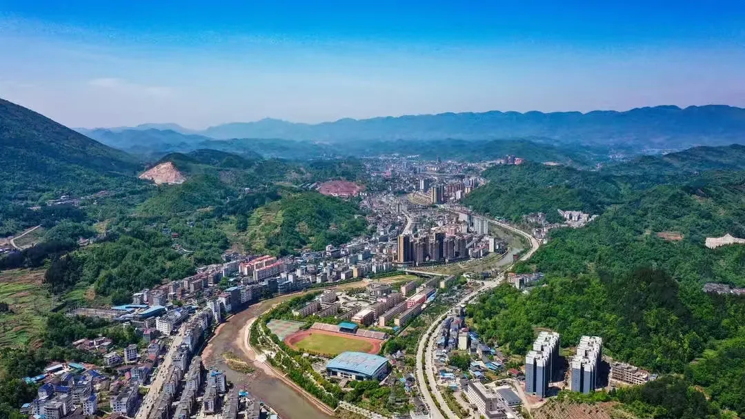 点睛2024 | 凝心聚力 助推县域经济高质量发展