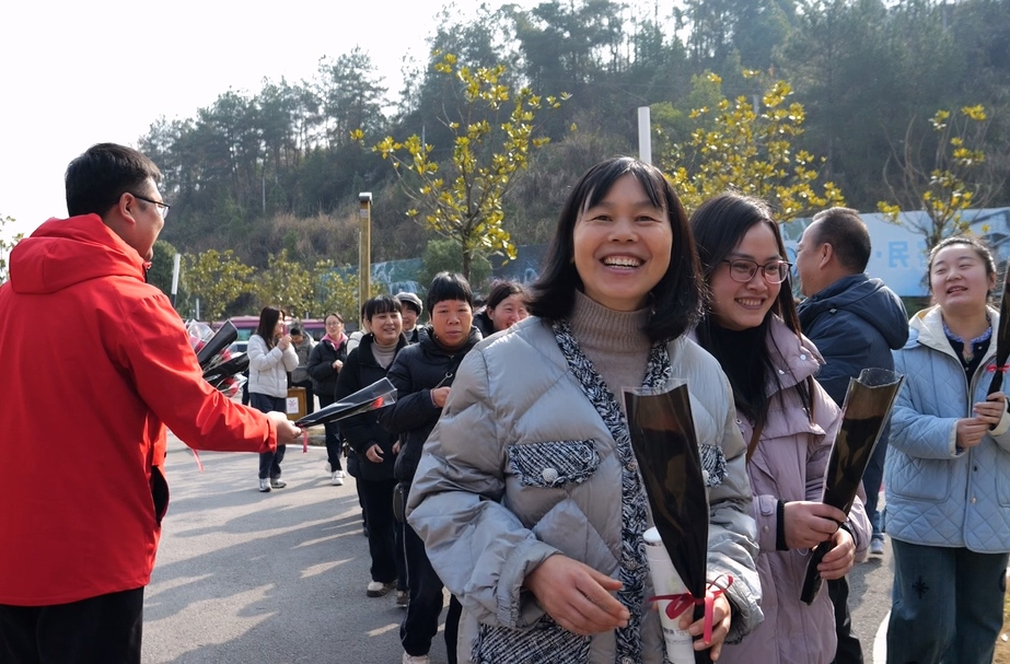 免票、半价！九天峰恋景区推岀“三八”系列优惠活动