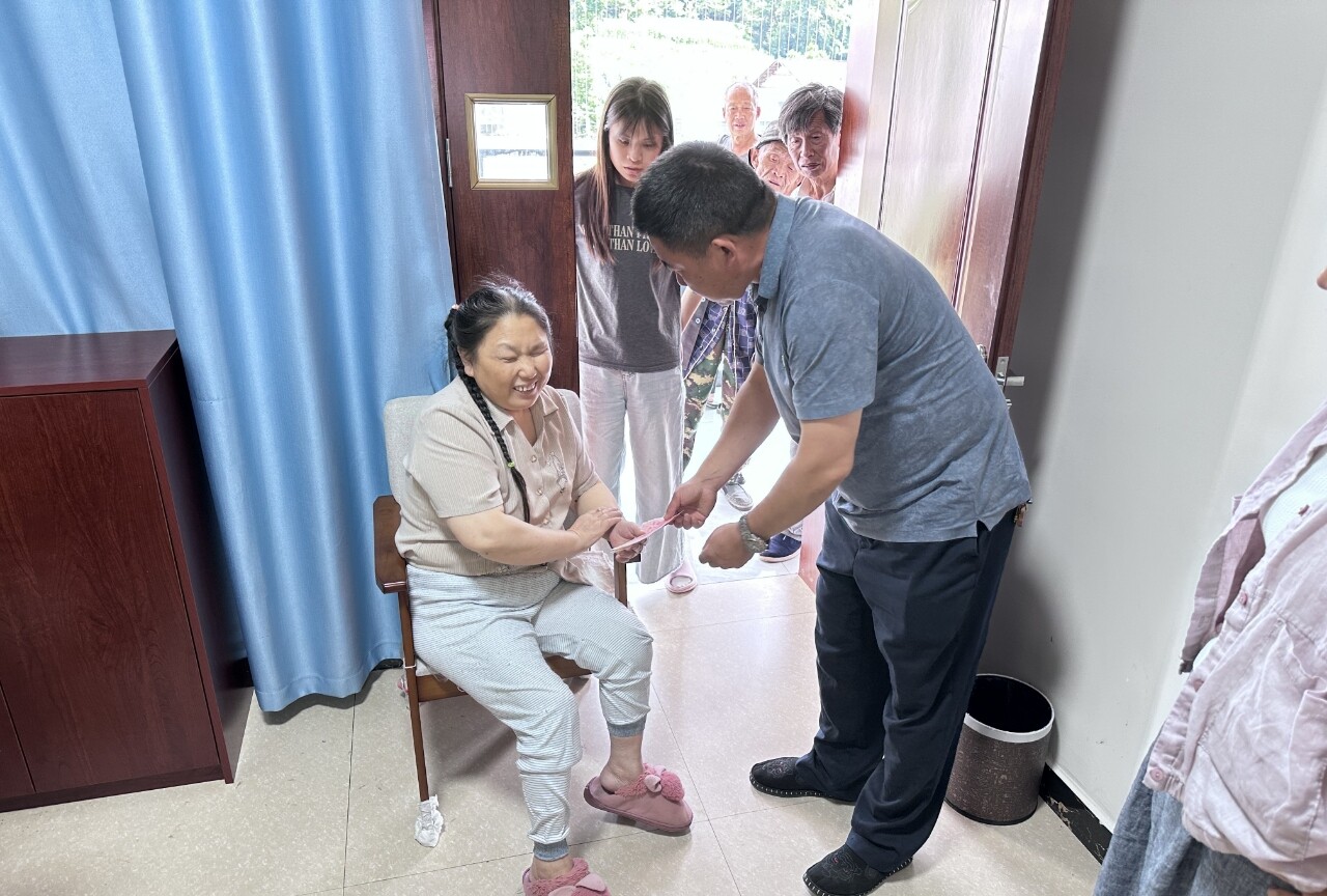 桑植县计划生育协会开展系列宣传及走访慰问活动