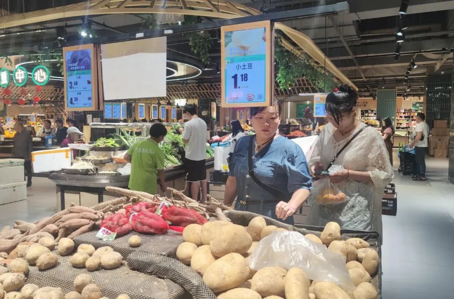 桑植縣防汛期間物資供應(yīng)充足 超市正常營業(yè)