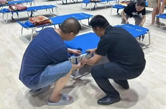 桑植縣老發(fā)集團(tuán)連夜奮戰(zhàn) 保障300余名轉(zhuǎn)移群眾安心安置