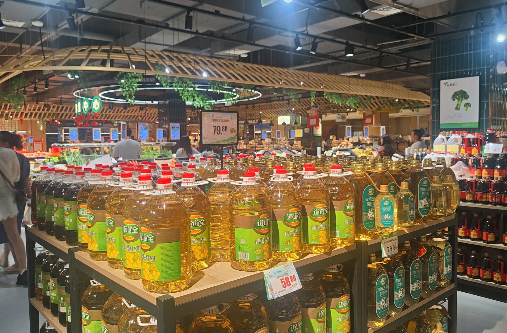 桑植县防汛期间物资供应充足 超市正常营业