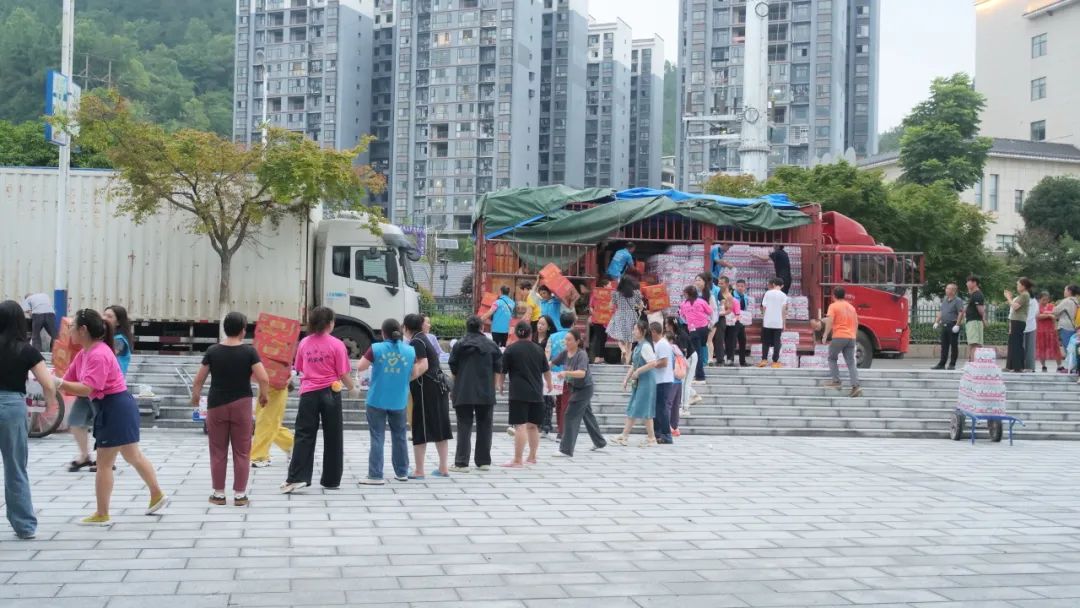 这份情，桑植县铭记！长沙县为桑植受灾群众捐赠超67万元物资