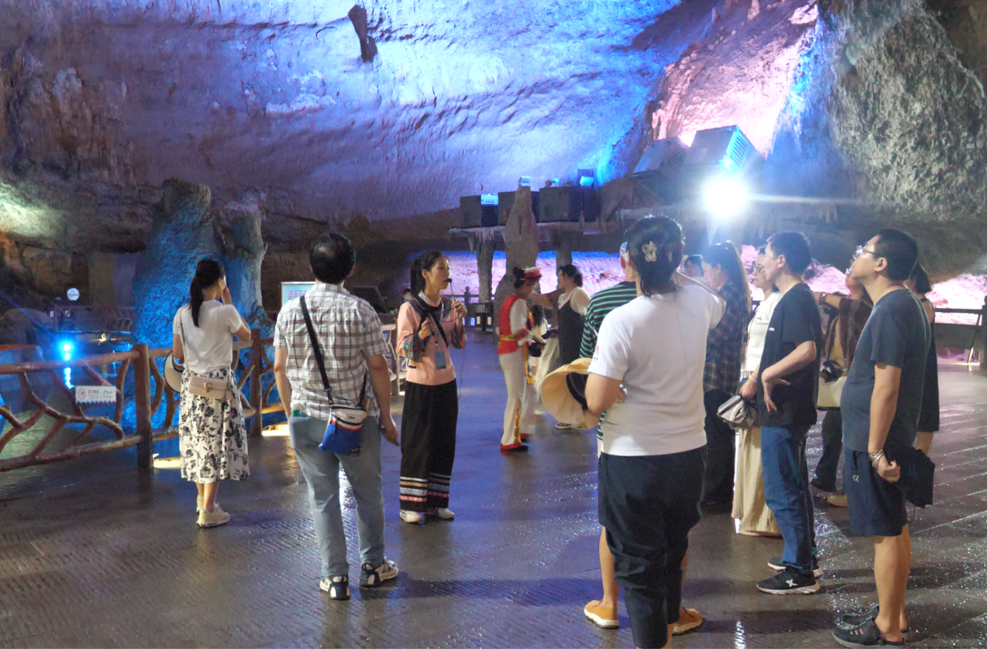 坐着高铁去桑植：山城客链接红色记忆 湘渝文旅再升温
