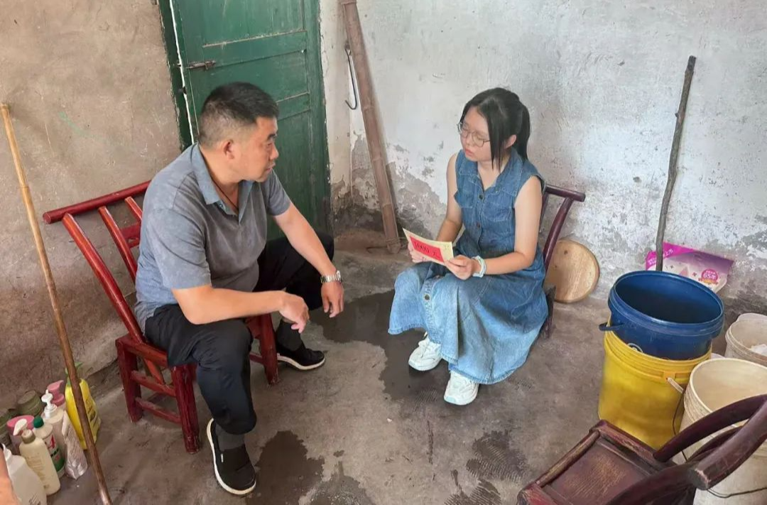 桑植县“金秋助学”助力百名学子筑梦未来