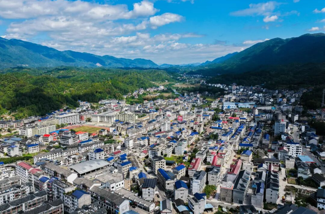 桑植新速度丨桑慈、叶白公路 铺就乡村旅游“快车道”