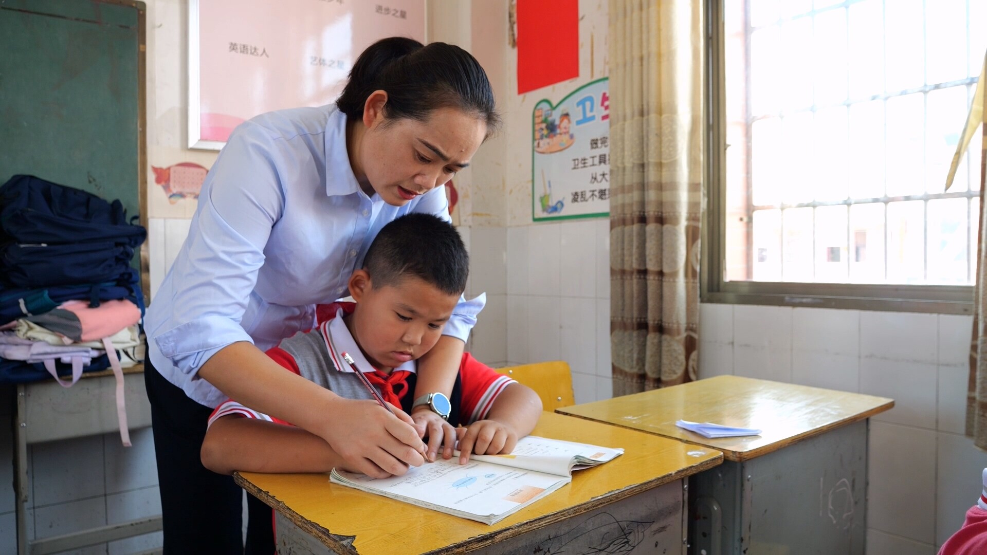 帅乡“她”力量丨谷芳：用爱点亮童心