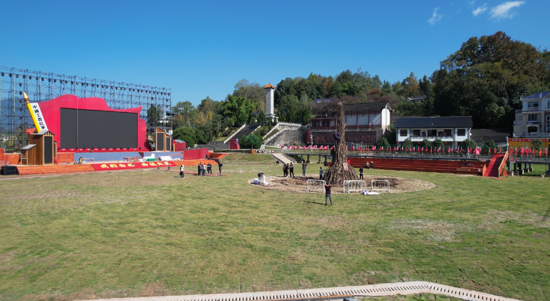 9米火把映照长征精神：刘家坪火把夜活动筹备进入冲刺阶段