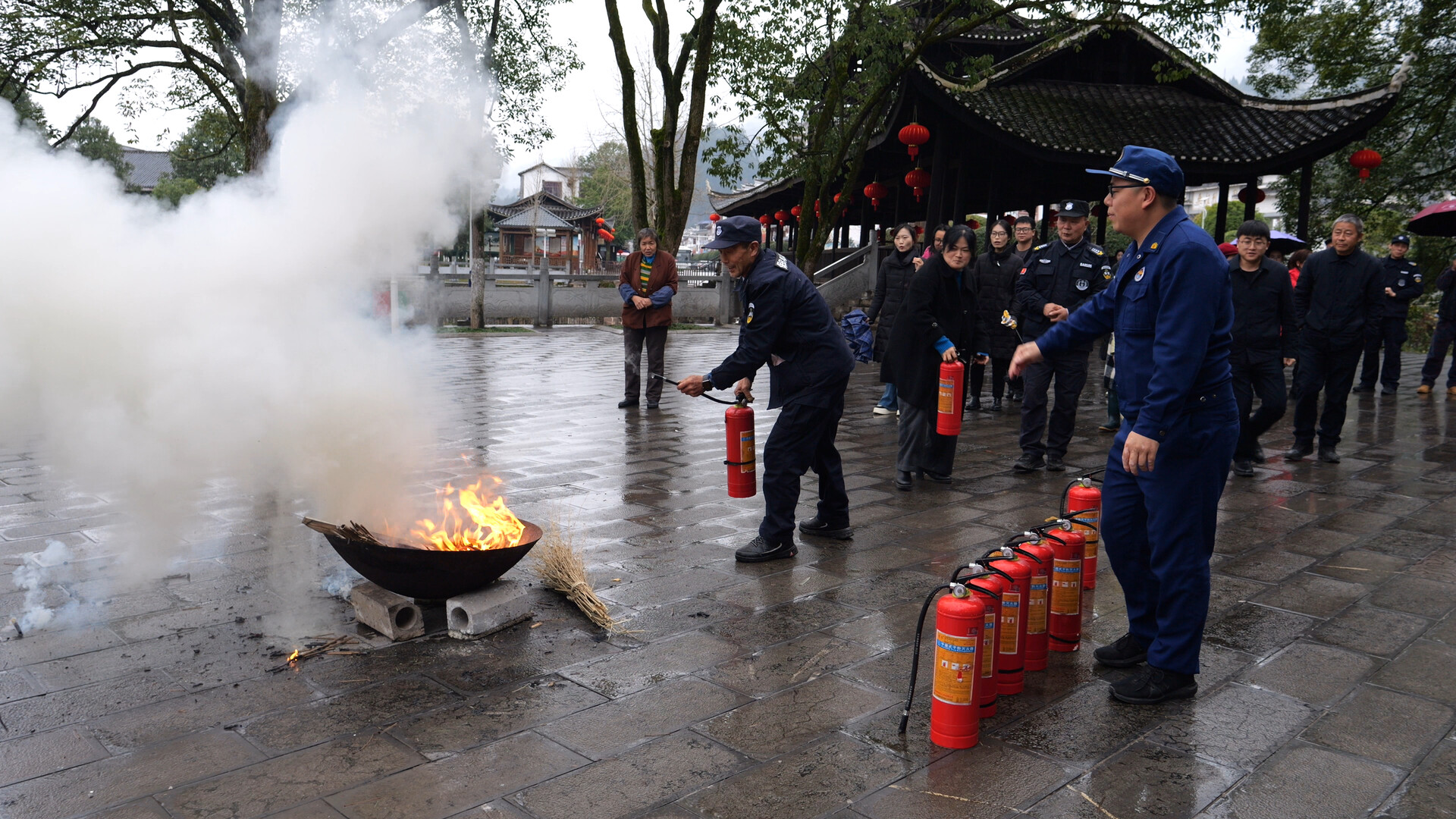 贺龙纪念馆开展消防安全培训