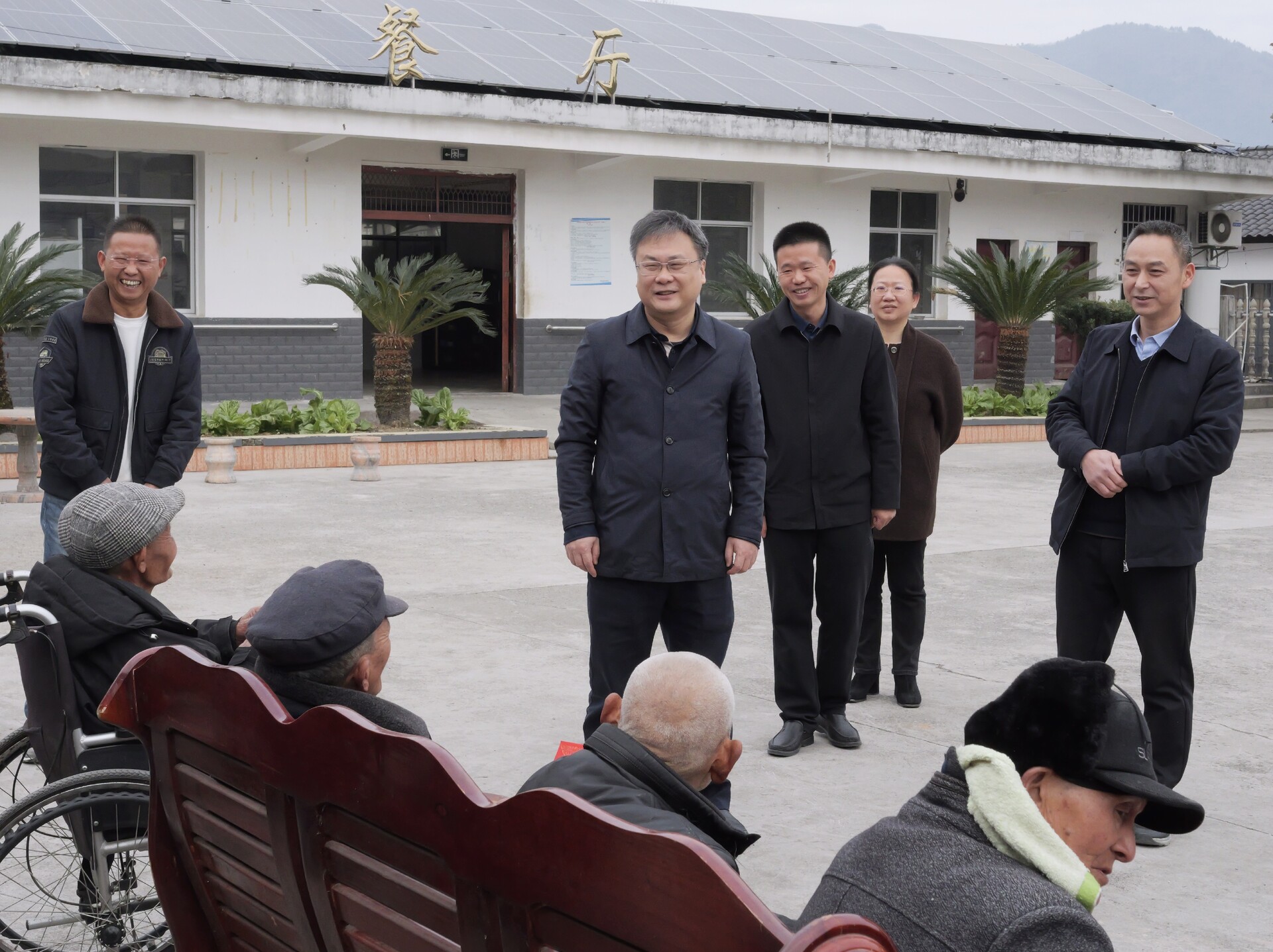 曹飞开展春节期间走访慰问