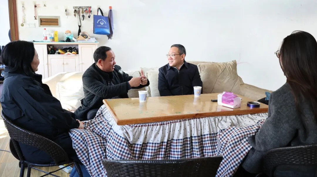 县领导开展春节走访慰问