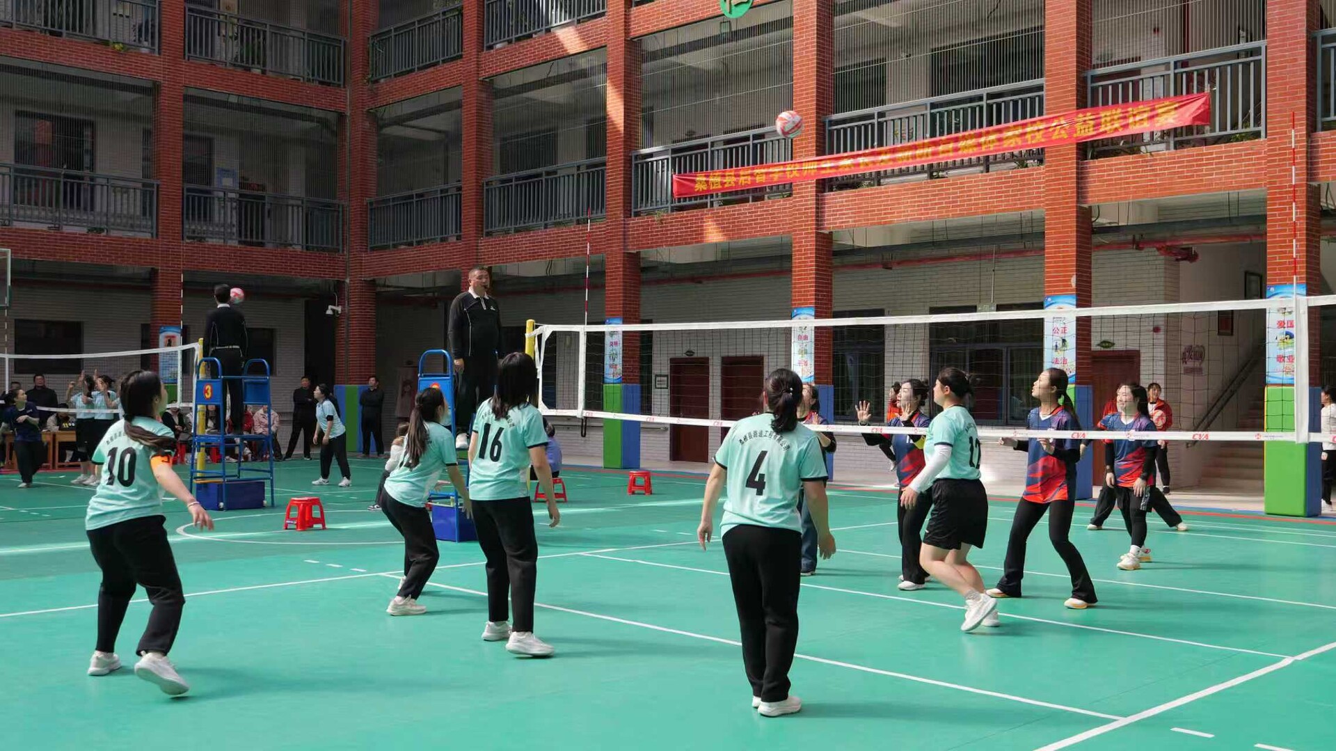 桑植县欢庆“三八”国际劳动妇女节 女子赛事燃情启幕