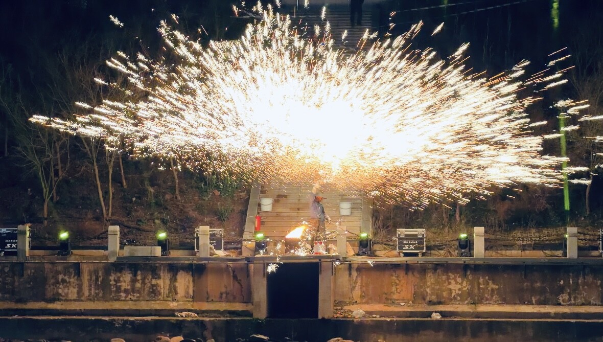 闹元宵、品桑味、赏非遗！桑植元宵夜氛围感拉满