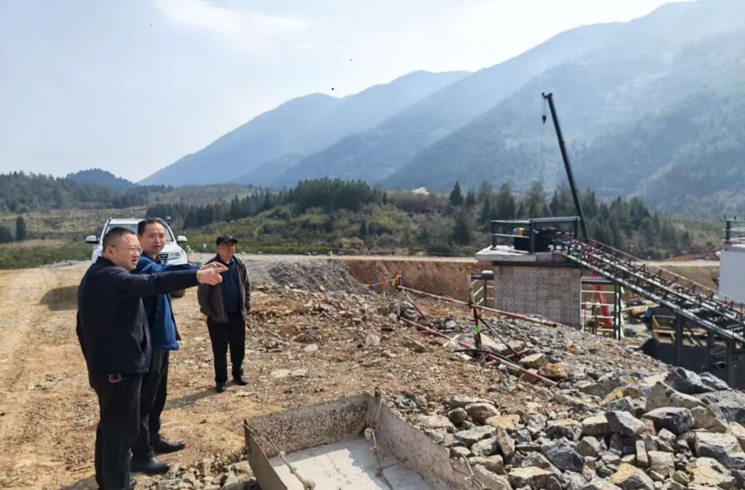电力“强筋壮骨”，矿山“虎跃龙腾”——瑞塔铺镇按下重点项目复工复产“快进键”