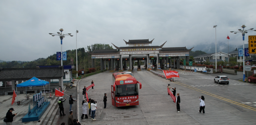 激情湘BA 好客桑植热情欢迎岳阳市篮球队