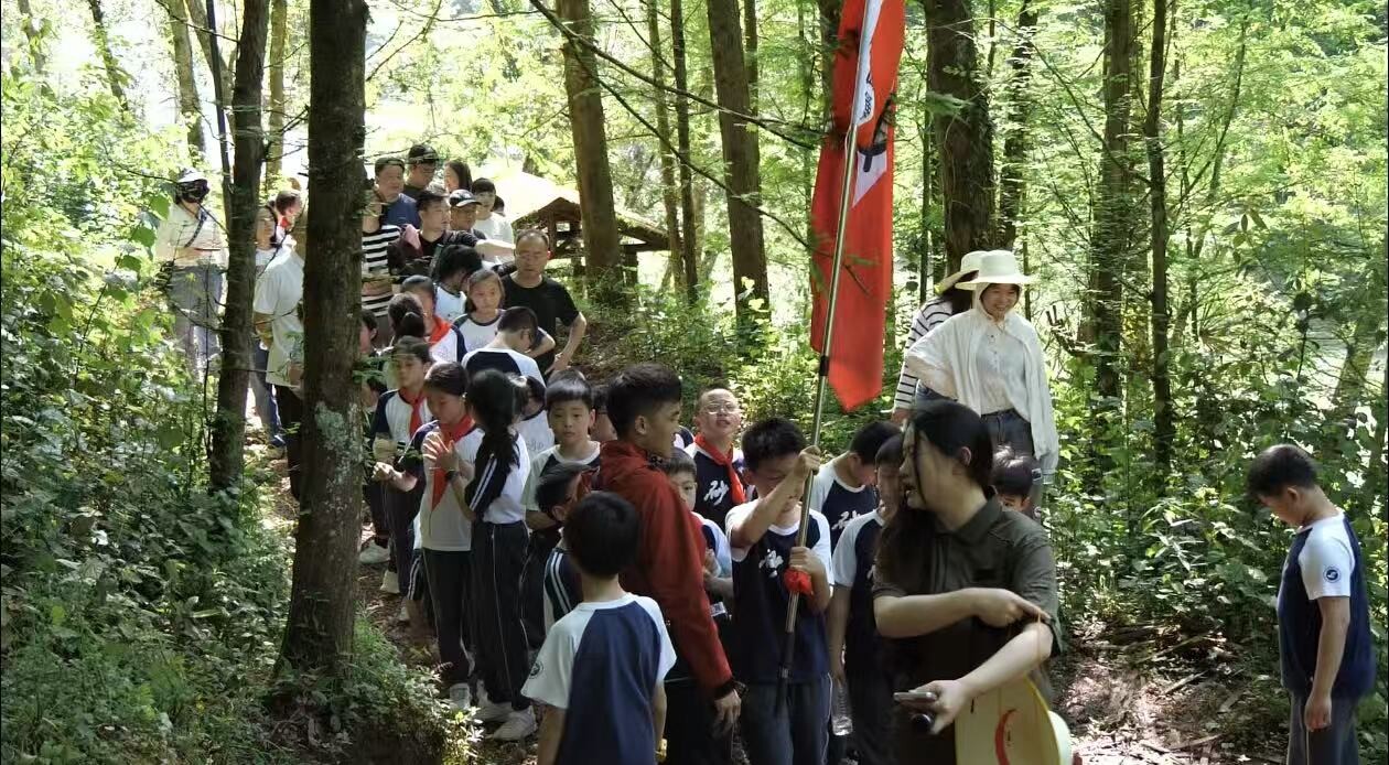 桑植红色研学首迎亲子团 沉浸式传承长征精神
