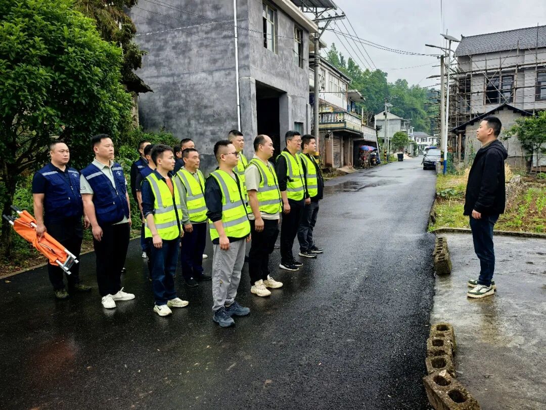 桑植县举行2026年地震地质灾害防灾避险应急演练