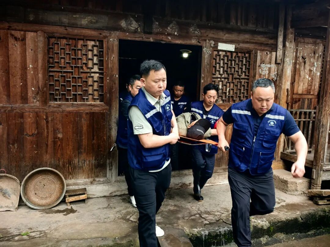 桑植县举行2026年地震地质灾害防灾避险应急演练
