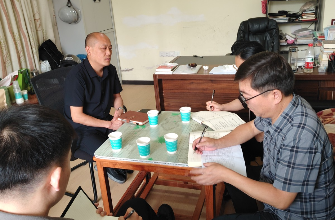 县发改局：走访企业听心声  贴心服务促发展
