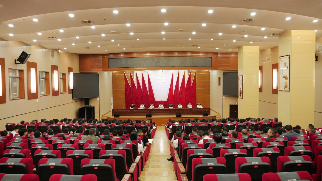 桑植县树立和践行正确政绩观学习教育警示教育会暨群众身边不正之风和腐败问题集中整治工作推进会召开