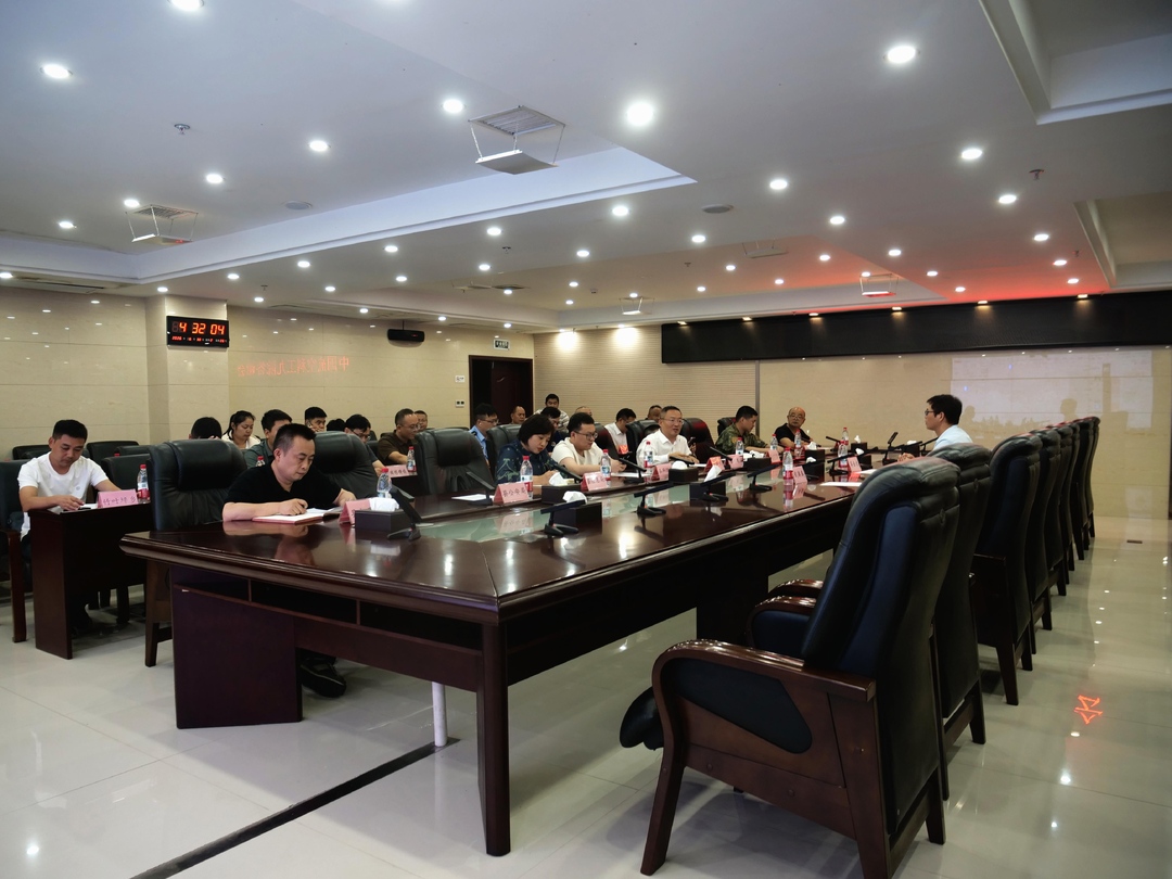 航天科工火箭技术有限公司向桑植县赠送火箭模型并致信感谢