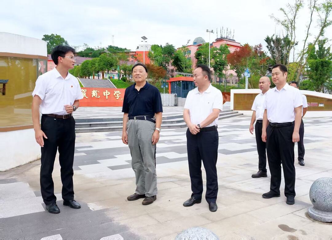 省关工委来桑植调研贺龙中学青少年思政教育工作