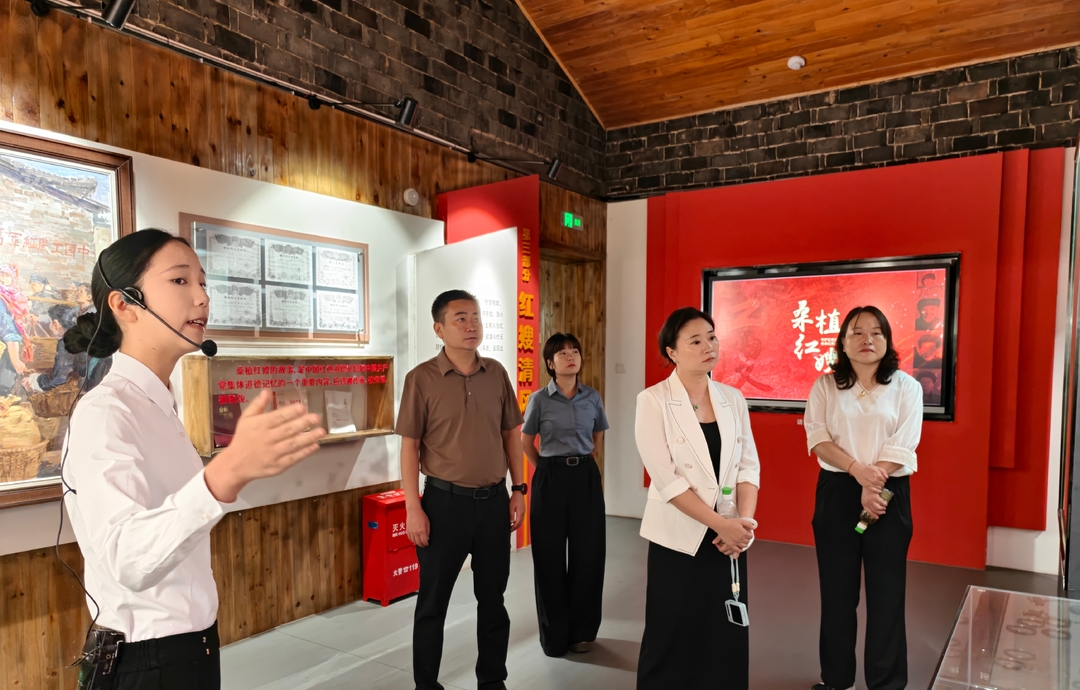 市妇联来桑调研妇联重点工作