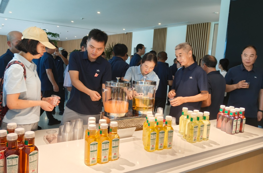 益阳企业百人团走进桑植 红色之旅凝聚奋进力量