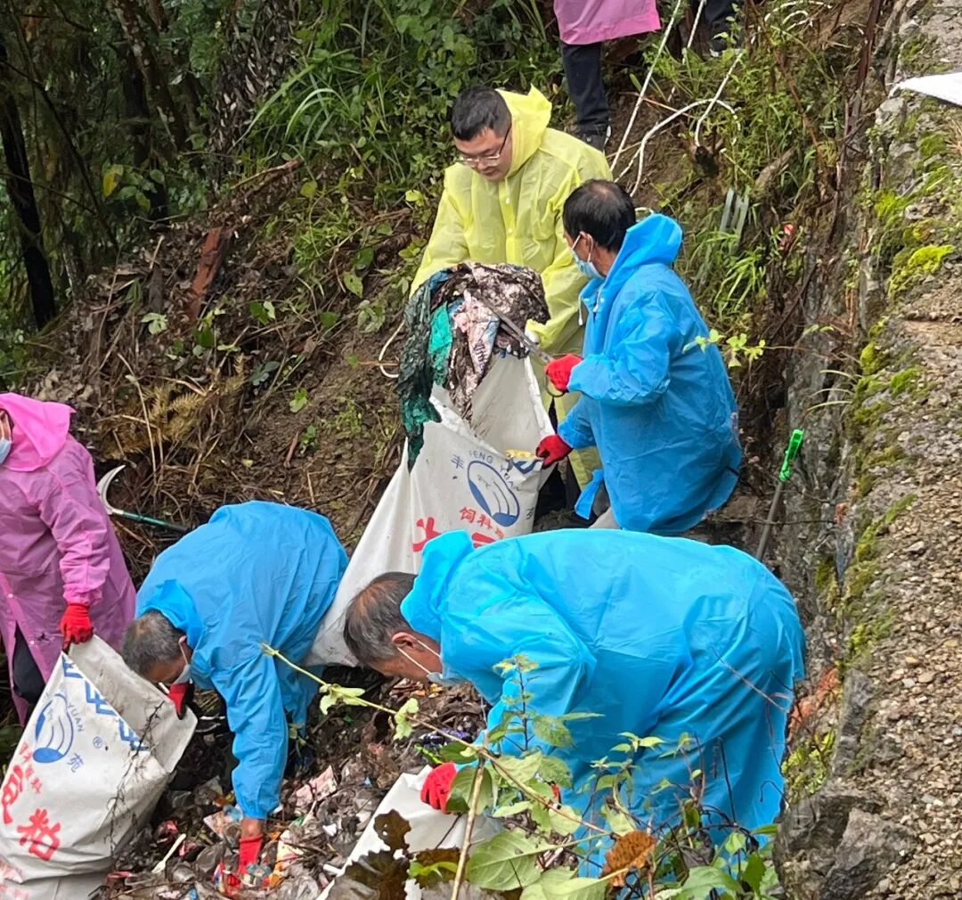 桑植县住建局：  志愿服务进乡村 人居环境提质暖民心