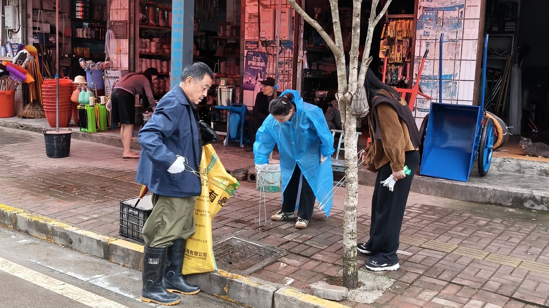 竹叶坪乡：党建红引领生态绿 五村联动扮靓家园