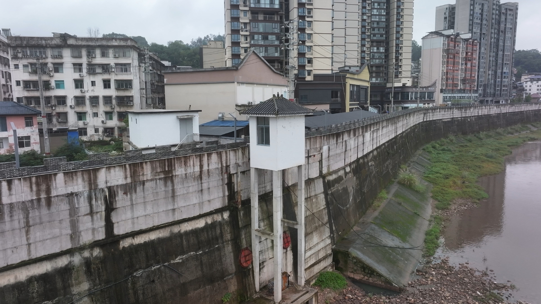 奋进桑植丨蓄水稳民生用水 筑堤守河湖安澜