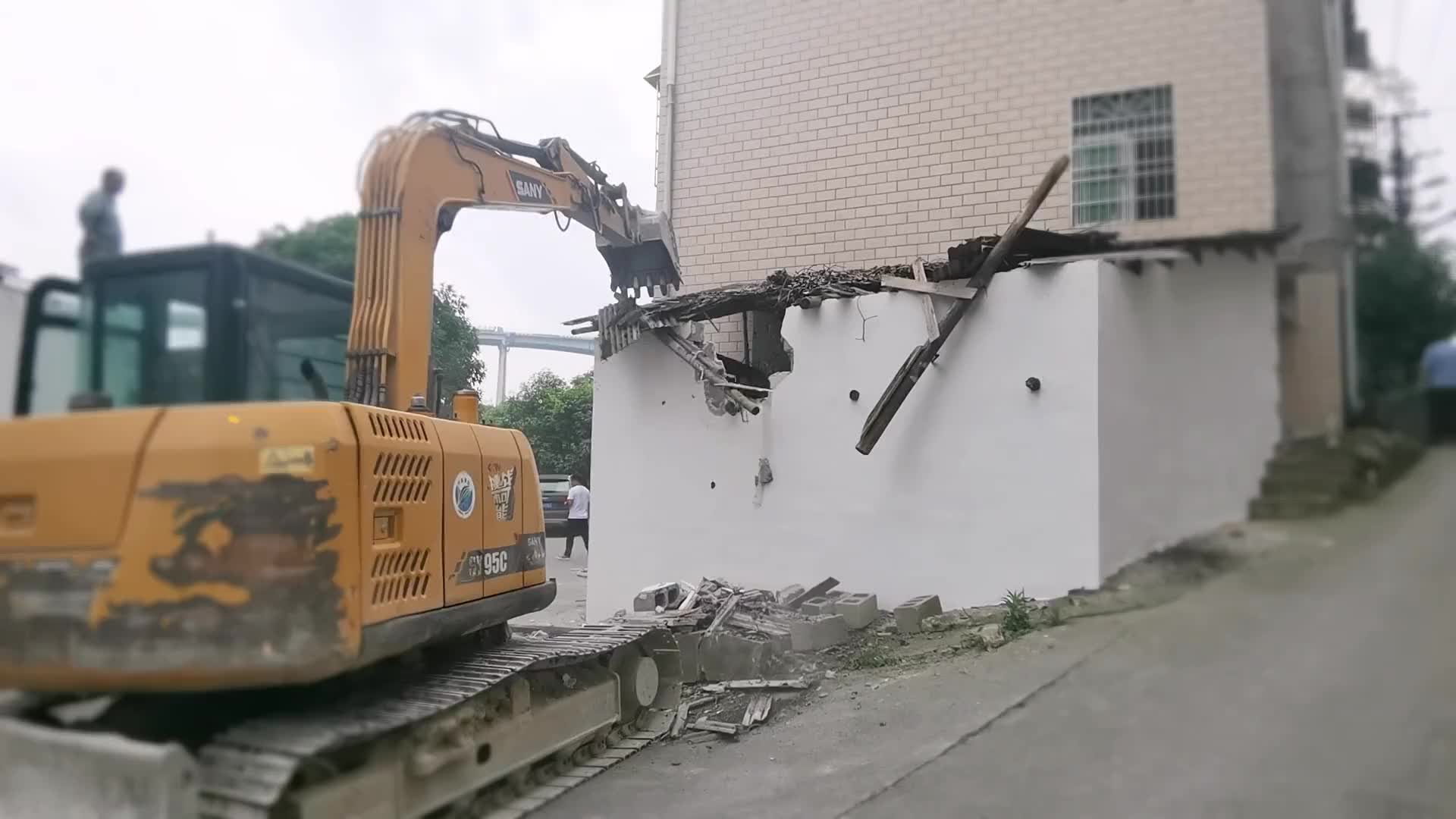 【控违治违】“治违小课堂”：简易棚、落地棚改建为住房、厂房等