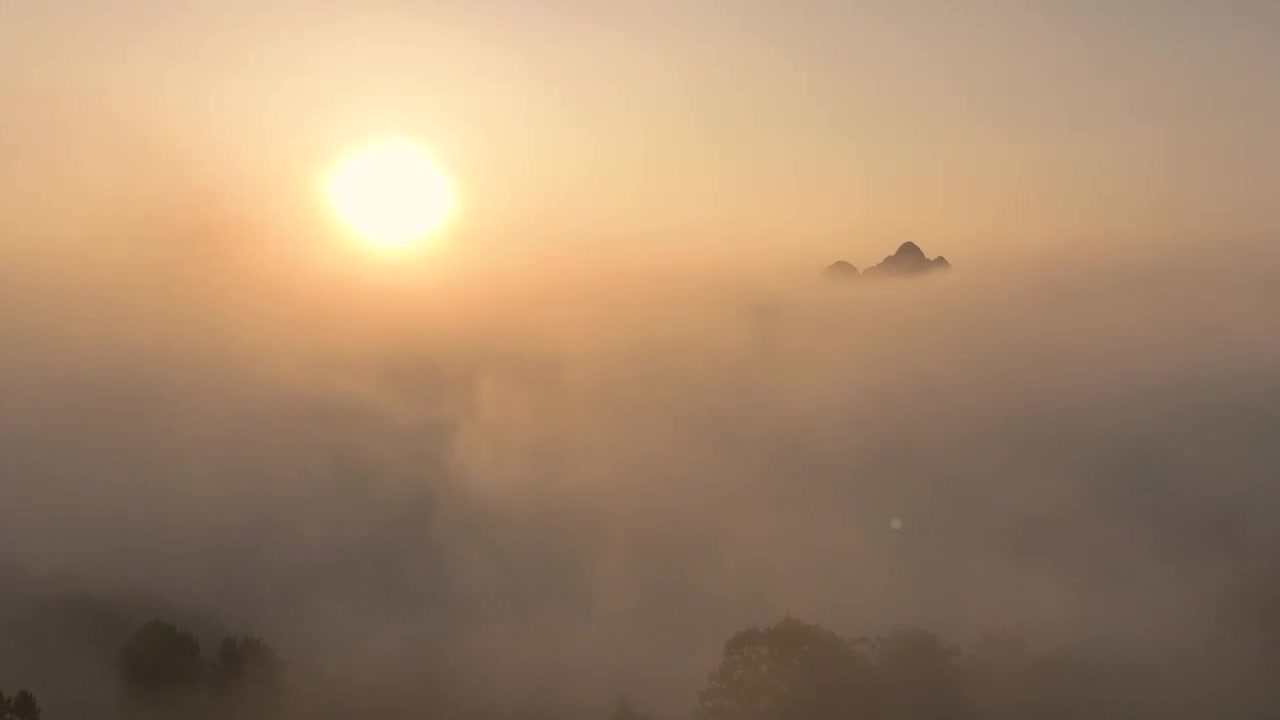 上河溪乡邓家坡云海日出景观