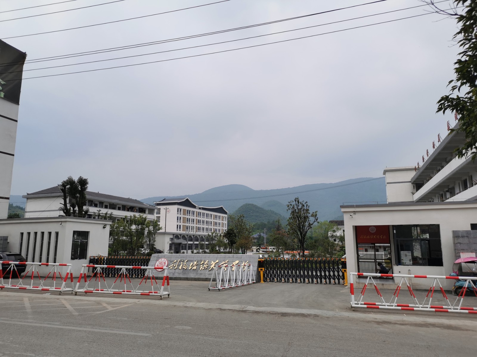 利福塔镇开展“扫黄打非·护苗”专项检查行动