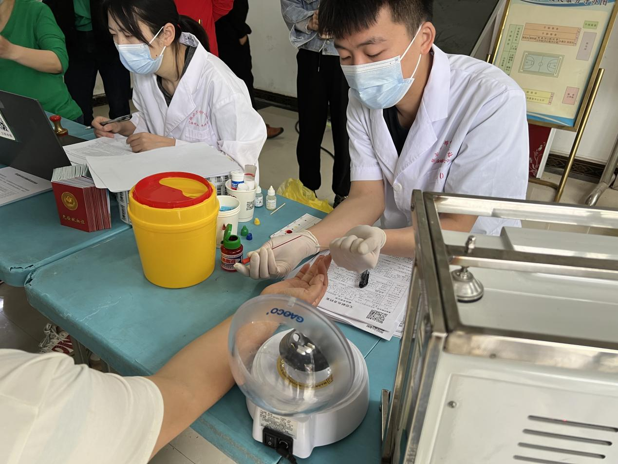 上河溪乡开展无偿献血活动