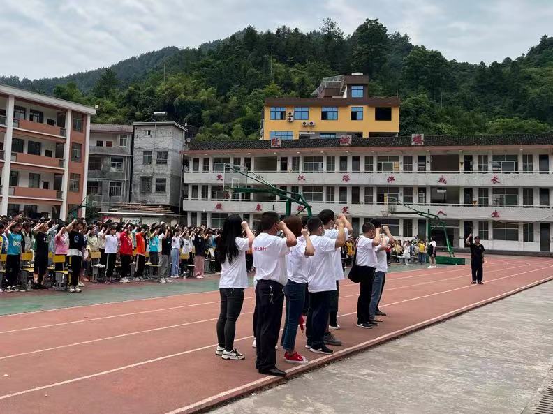 办好旅发会  一起向未来|上河溪乡多部门联合行动  争当“旅发有我先锋员”