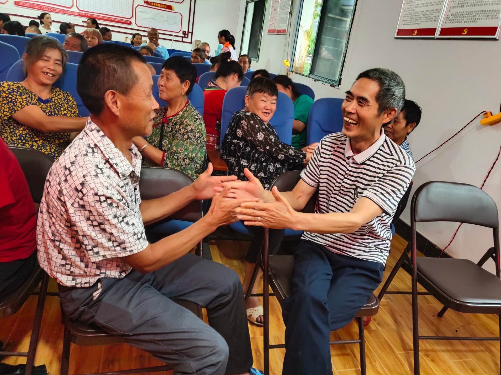 利福塔镇：乡村连片治理 提高群众幸福度