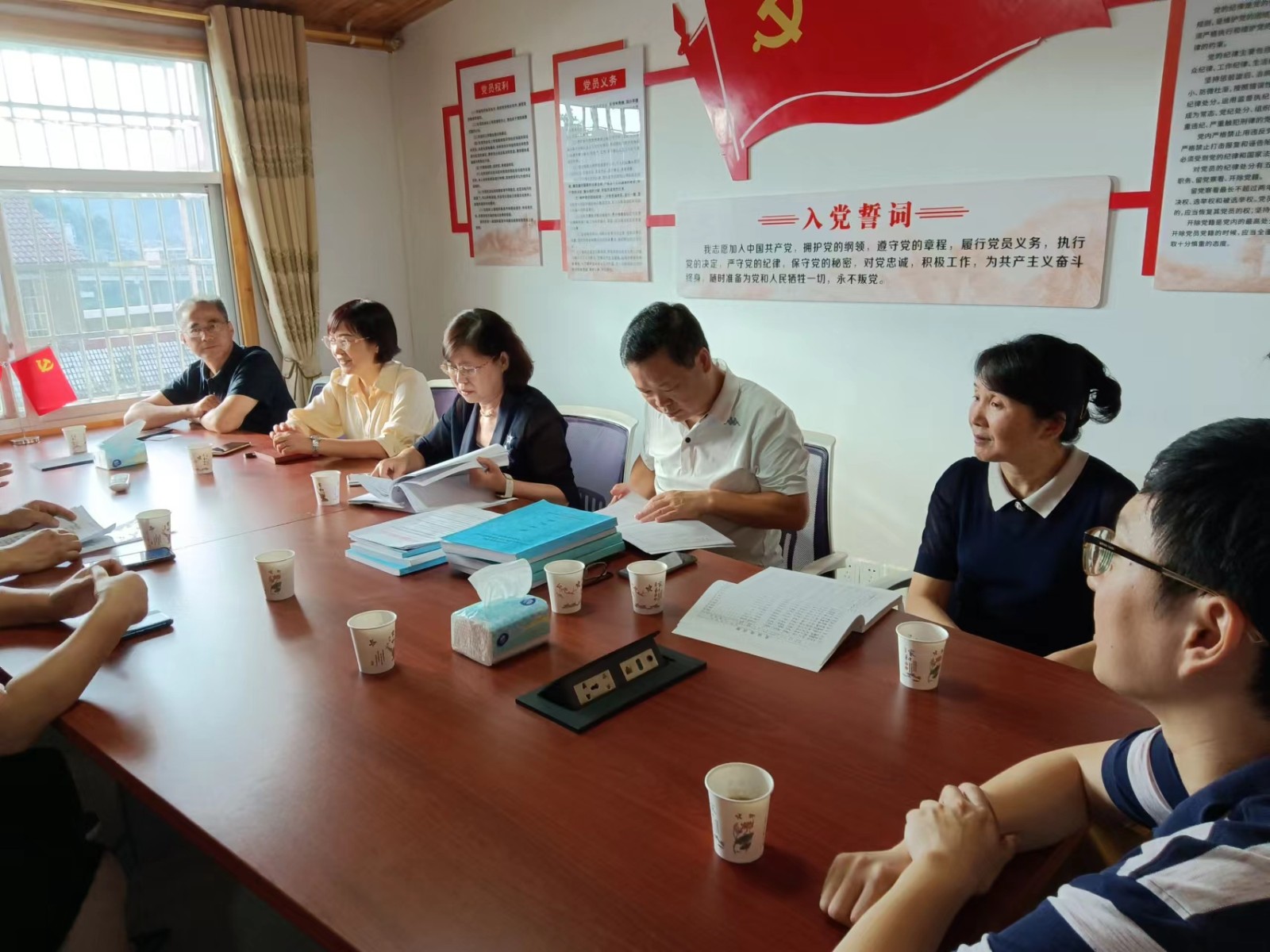 省委老干局来桑调研离退休干部党建工作