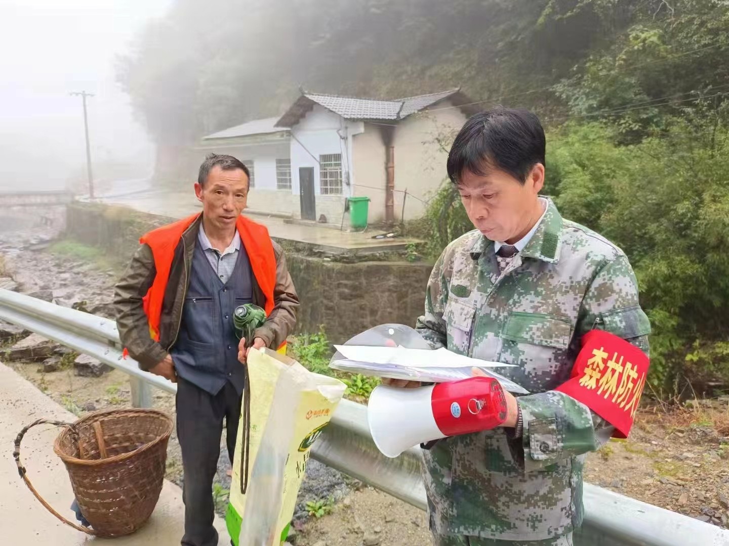 “小喇叭”喊出森林防火“紧箍咒”    守护30万亩莽莽青山