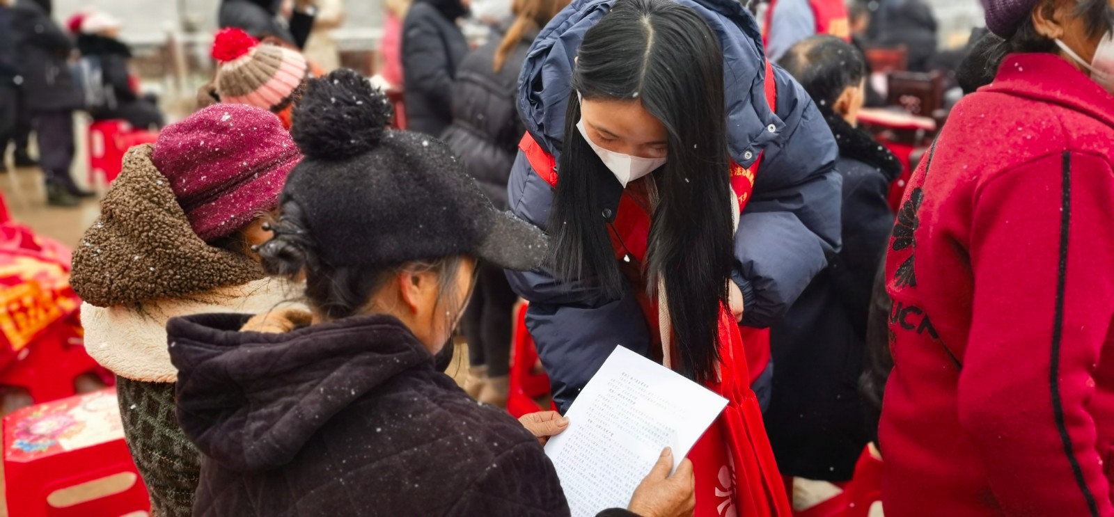 桑植县：送法下乡助普法  法治惠民暖人心